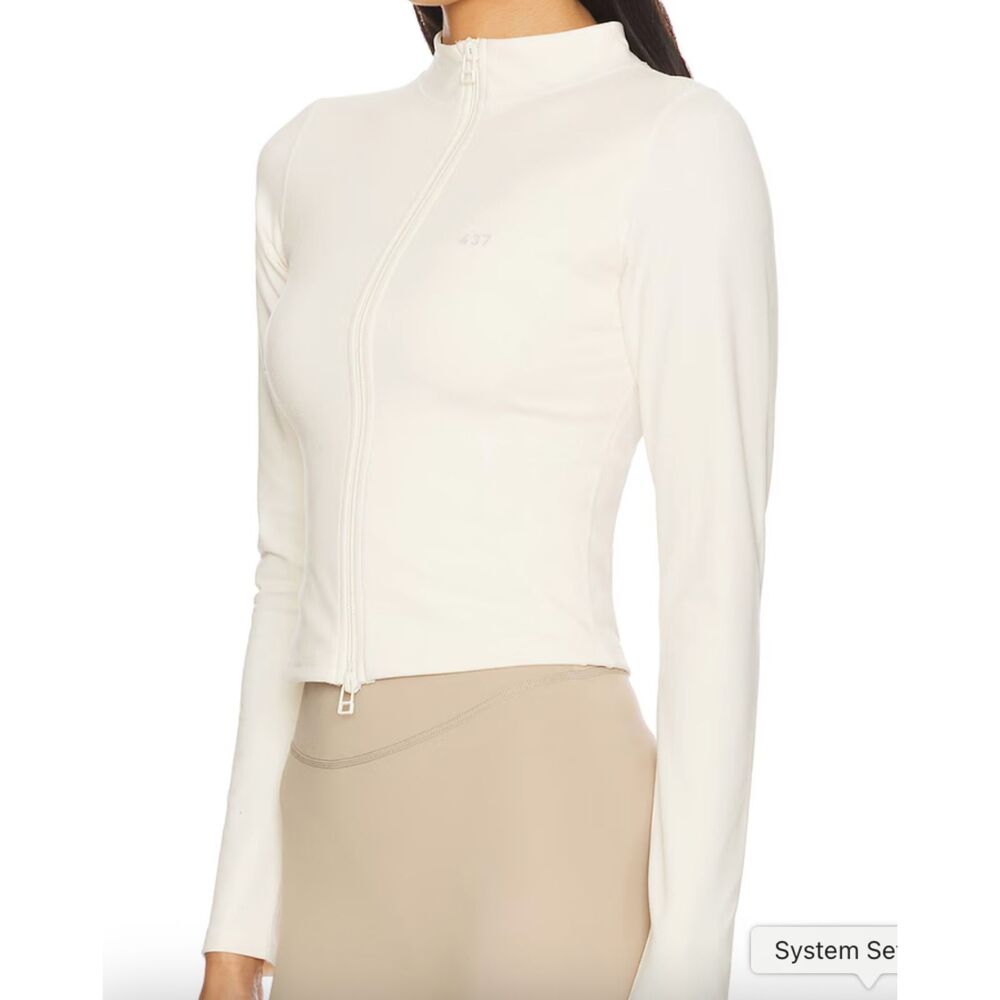 437 The Curve Jacket Cream Size L - Picture 2 of 5